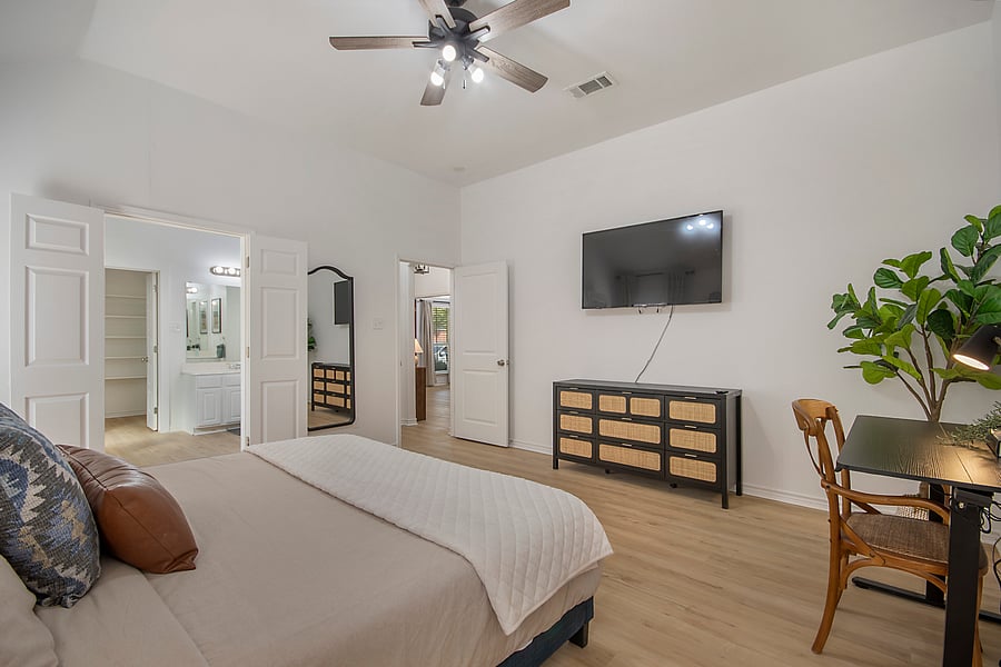 Furnished Finder property 1037336_1 photo 30