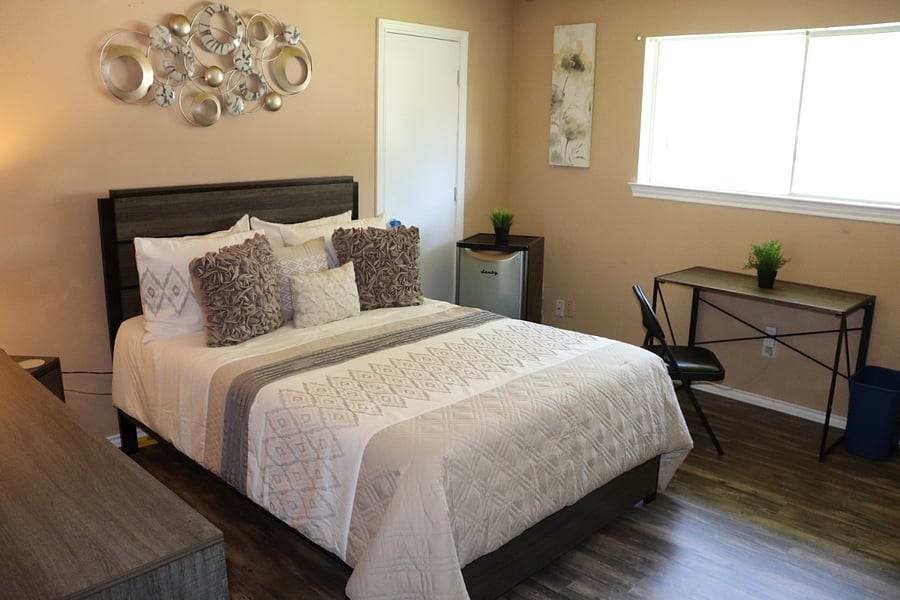 Furnished Finder property 1037341_1 photo 8