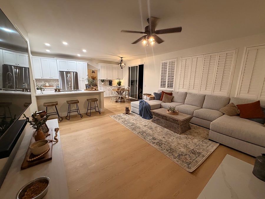 family room/kitchen