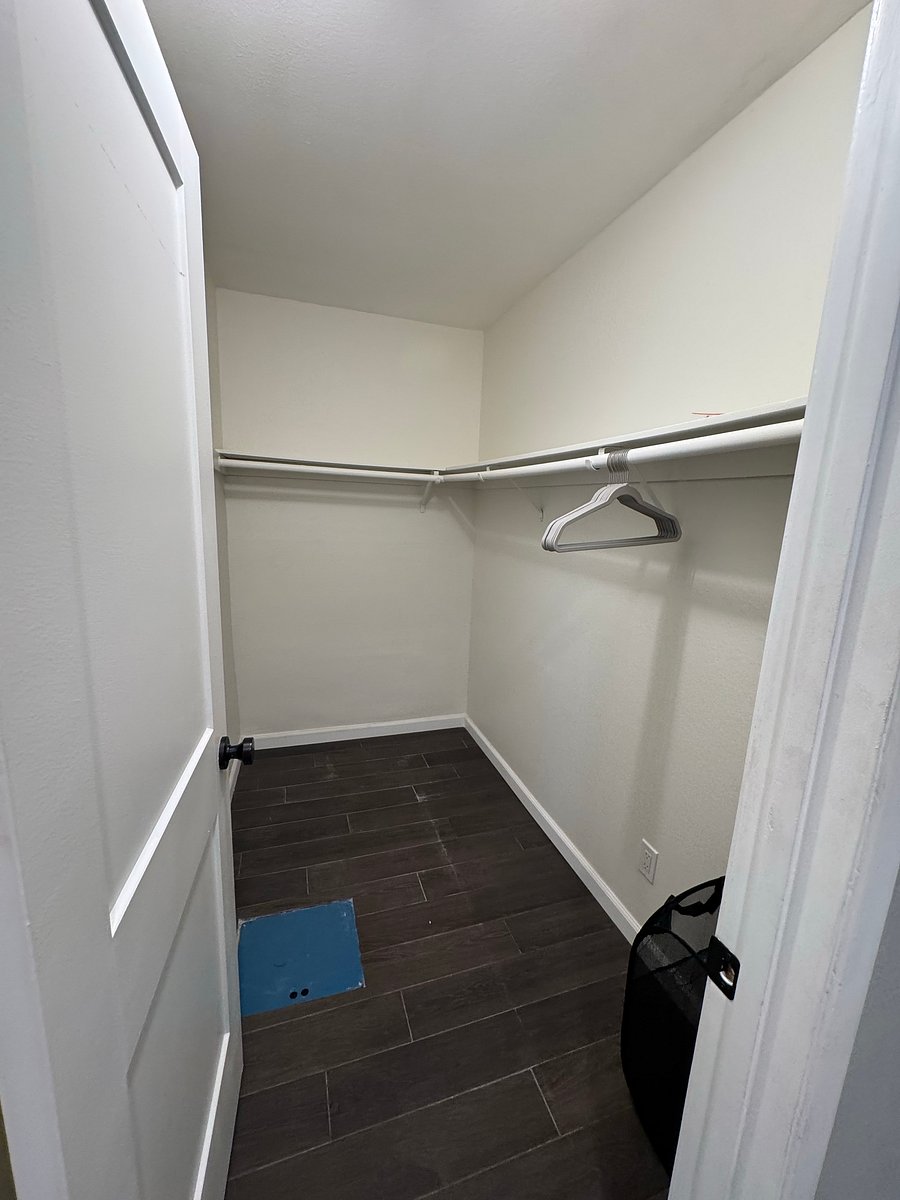 Furnished Finder property 1037347_1 photo 15