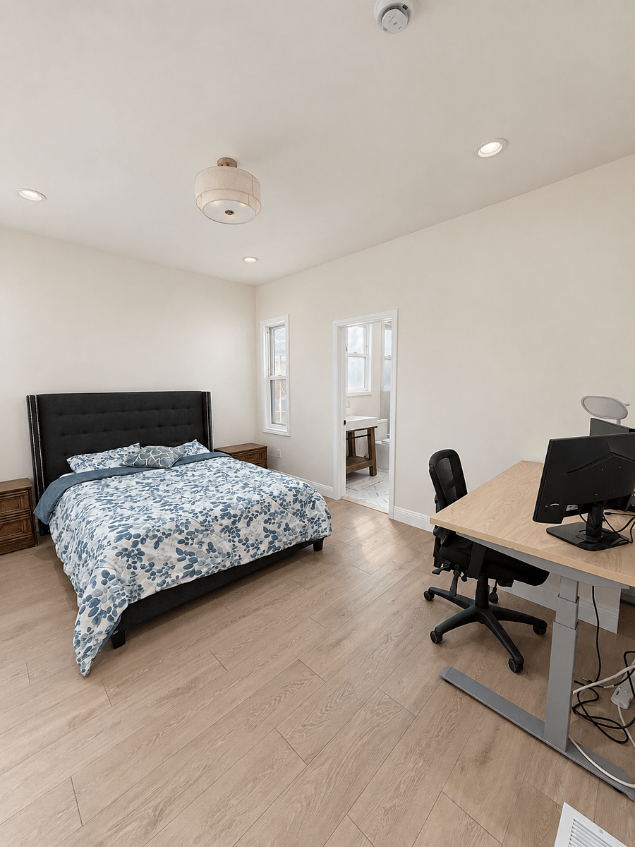 Furnished Finder property 1037357_1 photo 2