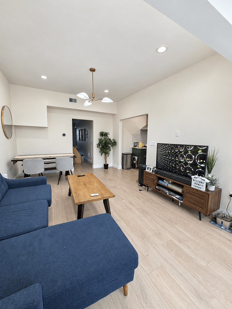 Furnished Finder property 1037357_1 photo 3