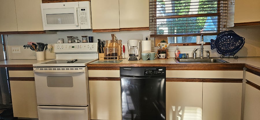 Furnished Finder property 1037371_1 photo 4