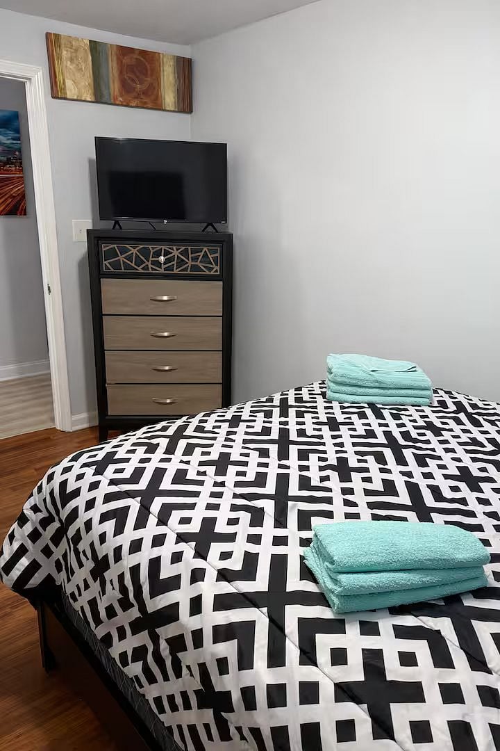 Furnished Finder property 1037395_1 photo 24