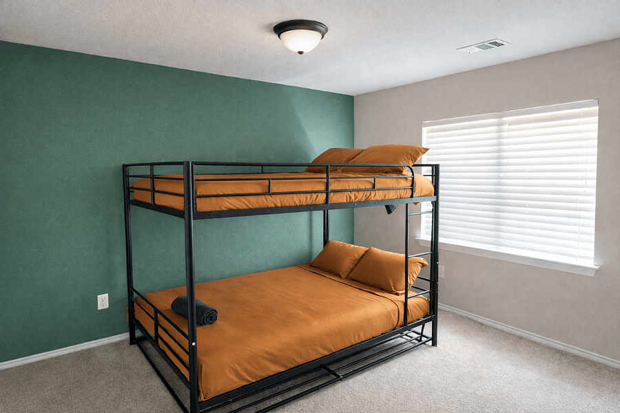 Furnished Finder property 1037398_1 photo 8