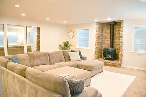 Furnished Finder property 1037421_1 photo 4