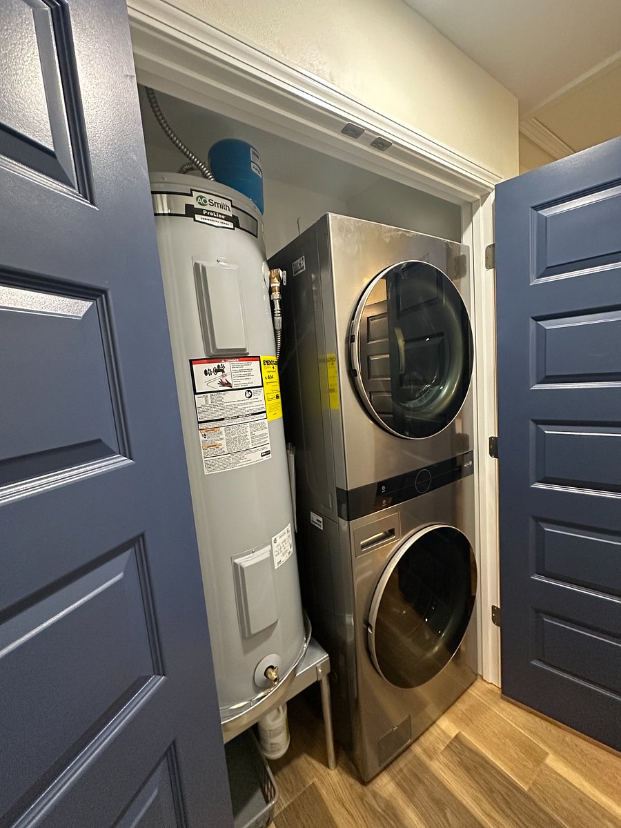 In unit - washer & dryer