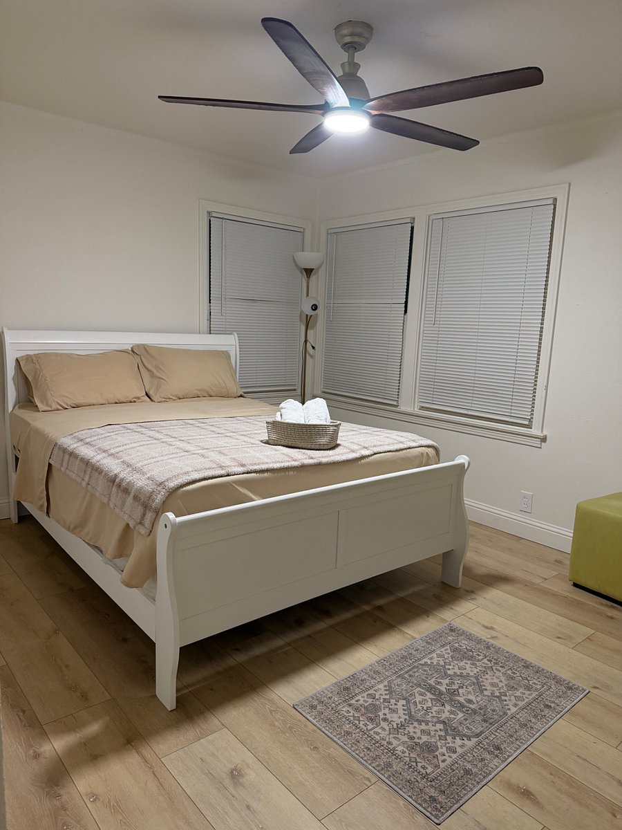 Furnished Finder property 1037433_1 photo 2