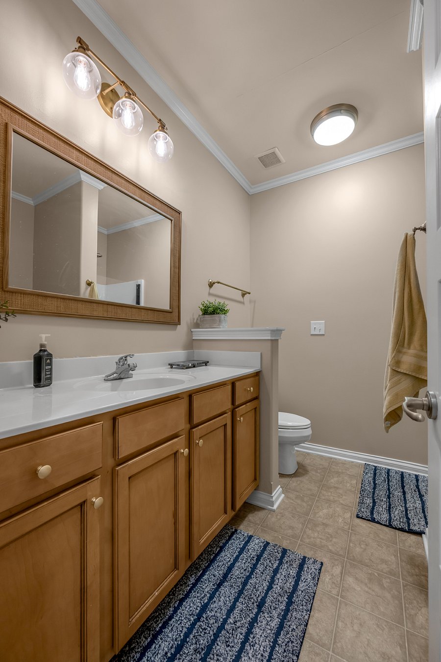 Furnished Finder property 1037437_1 photo 28