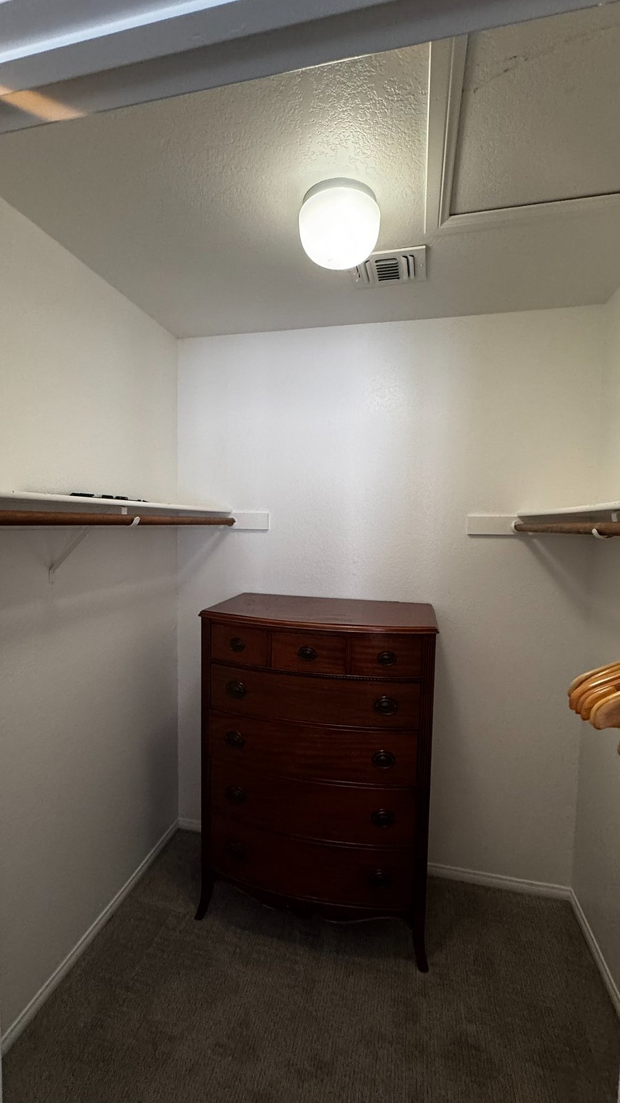 Furnished Finder property 1037441_1 photo 40