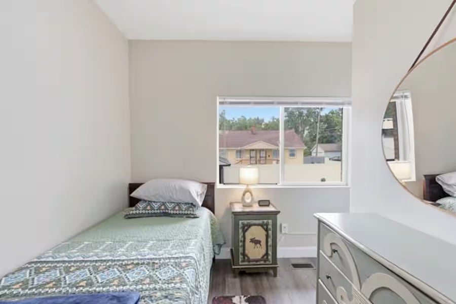 Furnished Finder property 1037450_1 photo 17
