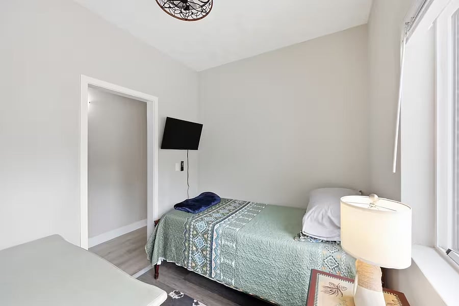 Furnished Finder property 1037450_1 photo 18