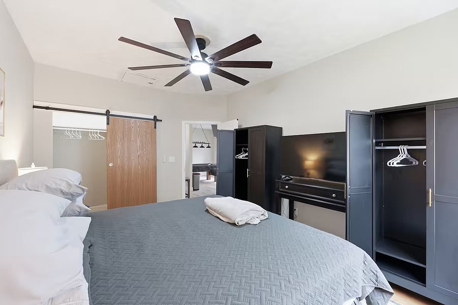 Furnished Finder property 1037450_1 photo 15