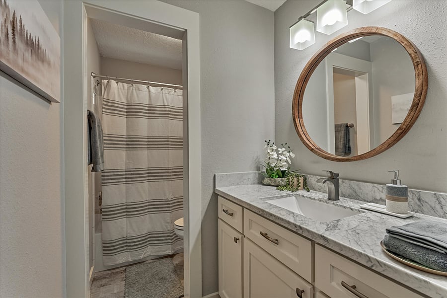 Furnished Finder property 1037453_1 photo 16