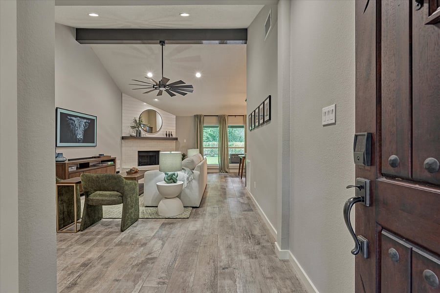Furnished Finder property 1037453_1 photo 3