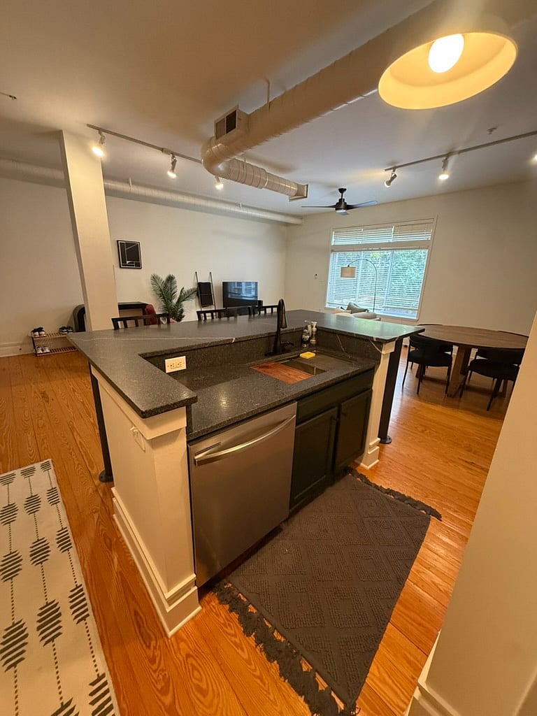 Furnished Finder property 1037468_1 photo 6