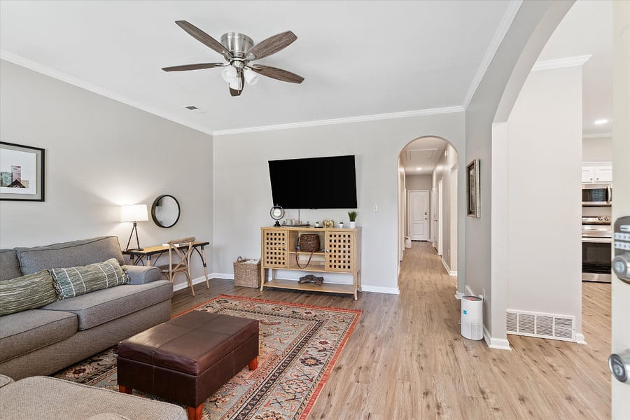 Furnished Finder property 1037471_1 photo 3
