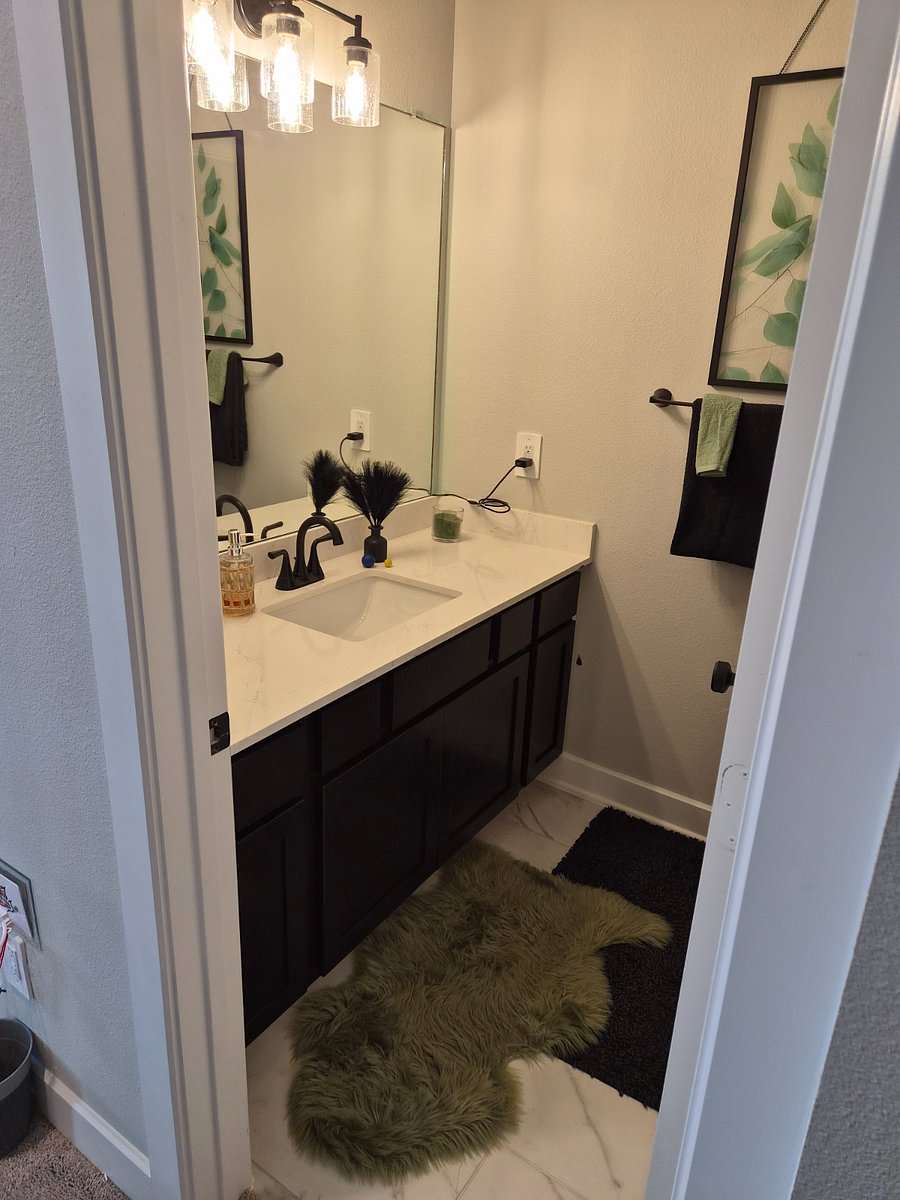 Furnished Finder property 1037473_1 photo 16