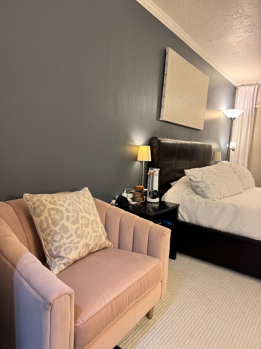 Furnished Finder property 1037566_1 photo 27