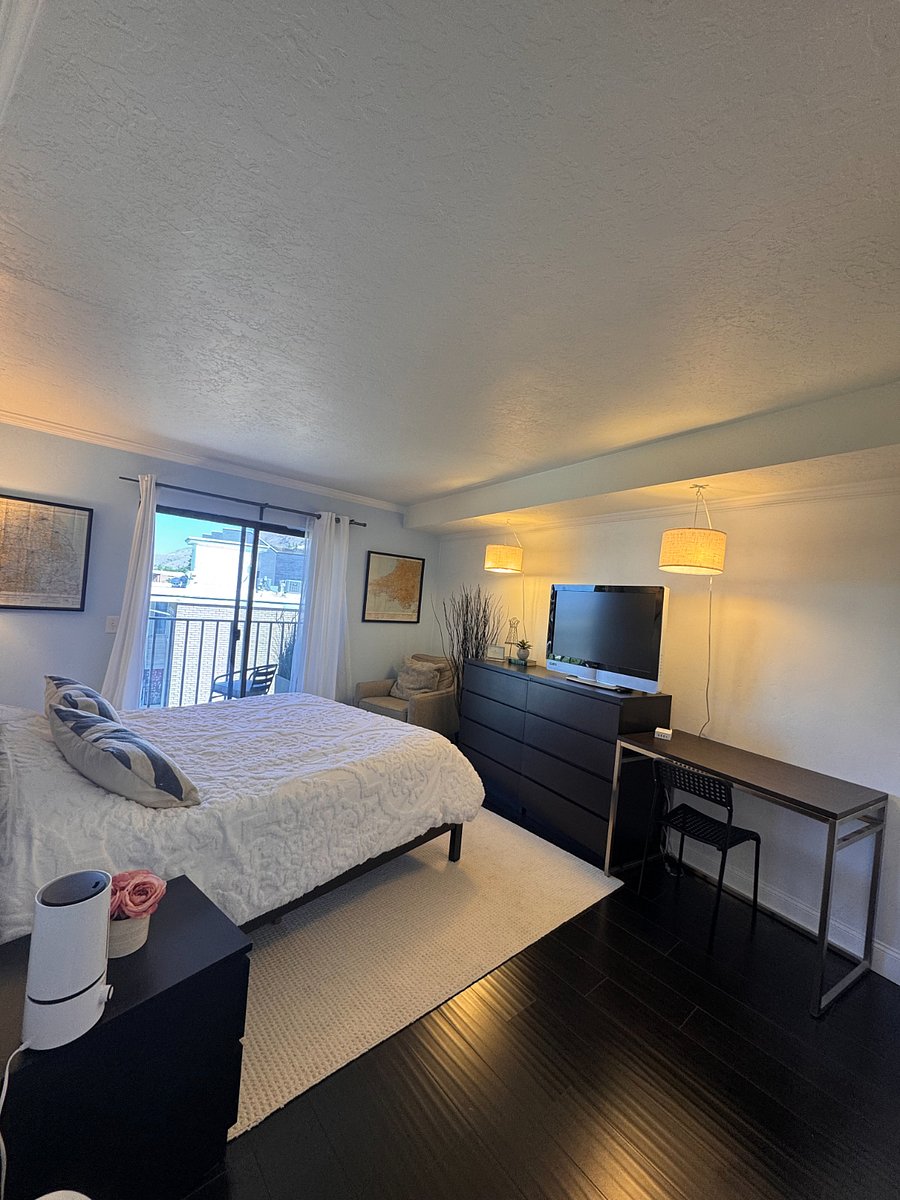 Furnished Finder property 1037566_1 photo 33