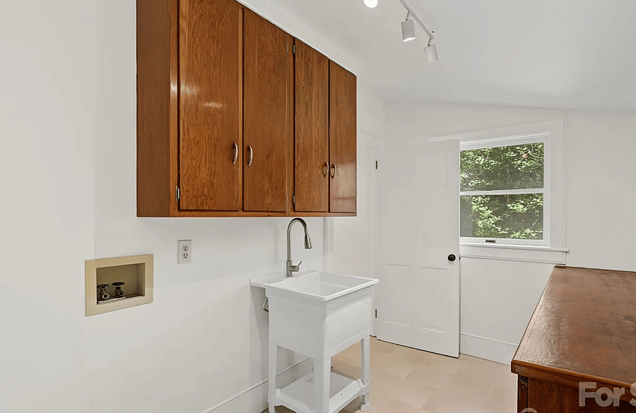 Furnished Finder property 1037608_1 photo 13
