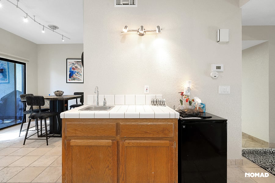Main area wet bar for coffee, drinks etc.