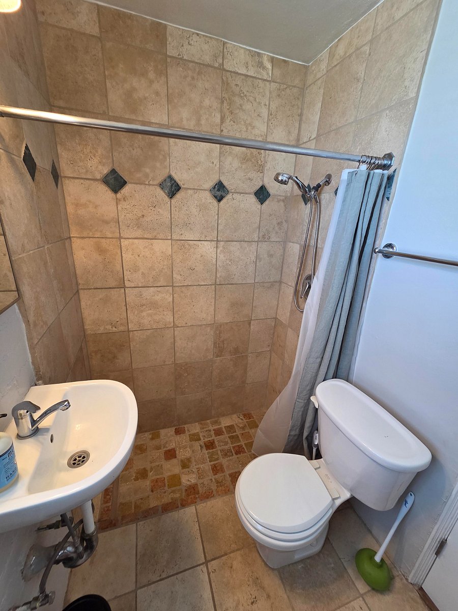 Furnished Finder property 1037615_1 photo 11