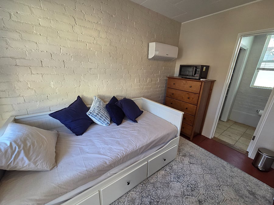 Furnished Finder property 1037615_1 photo 4