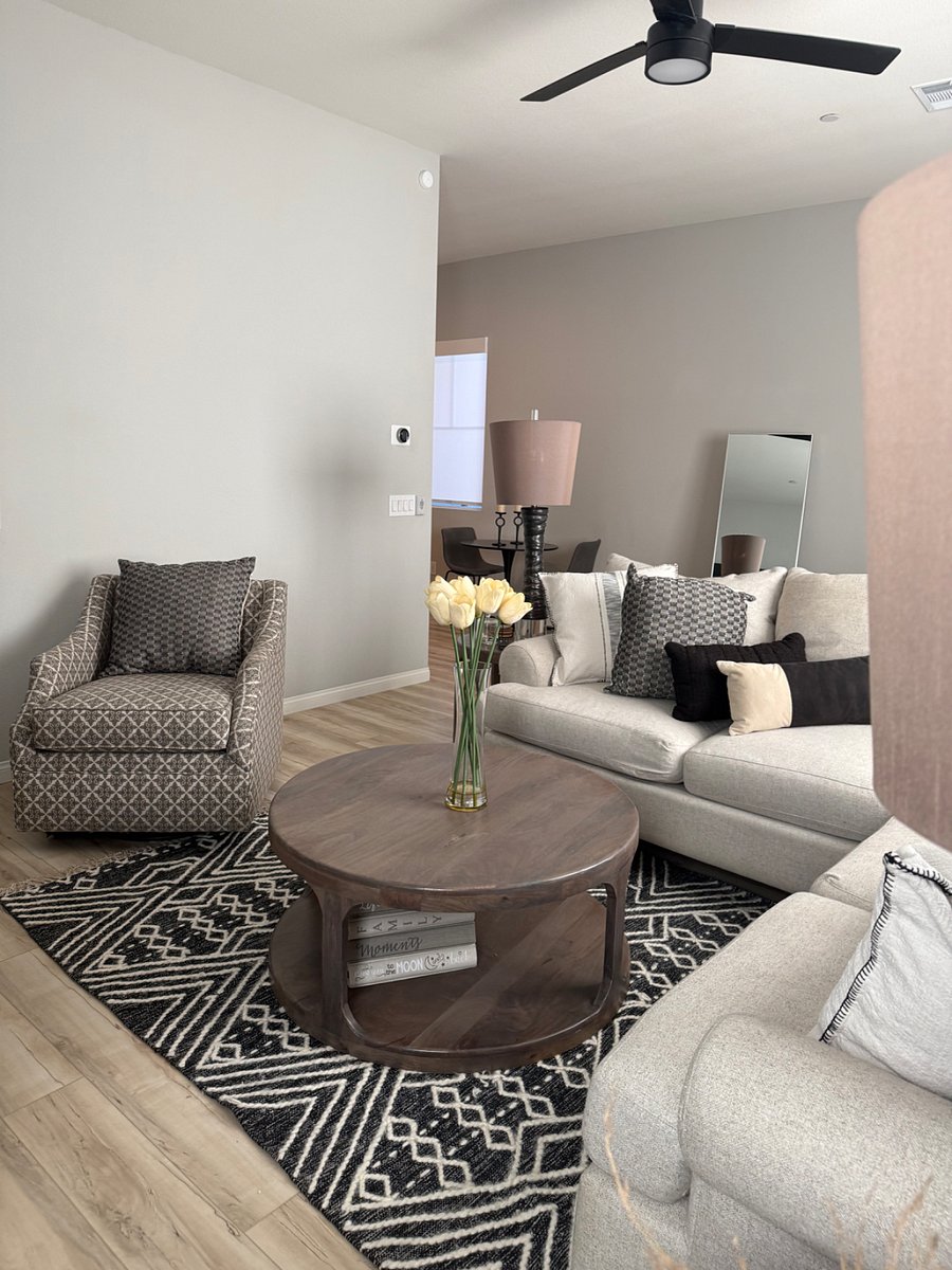 Furnished Finder property 1037641_1 photo 3