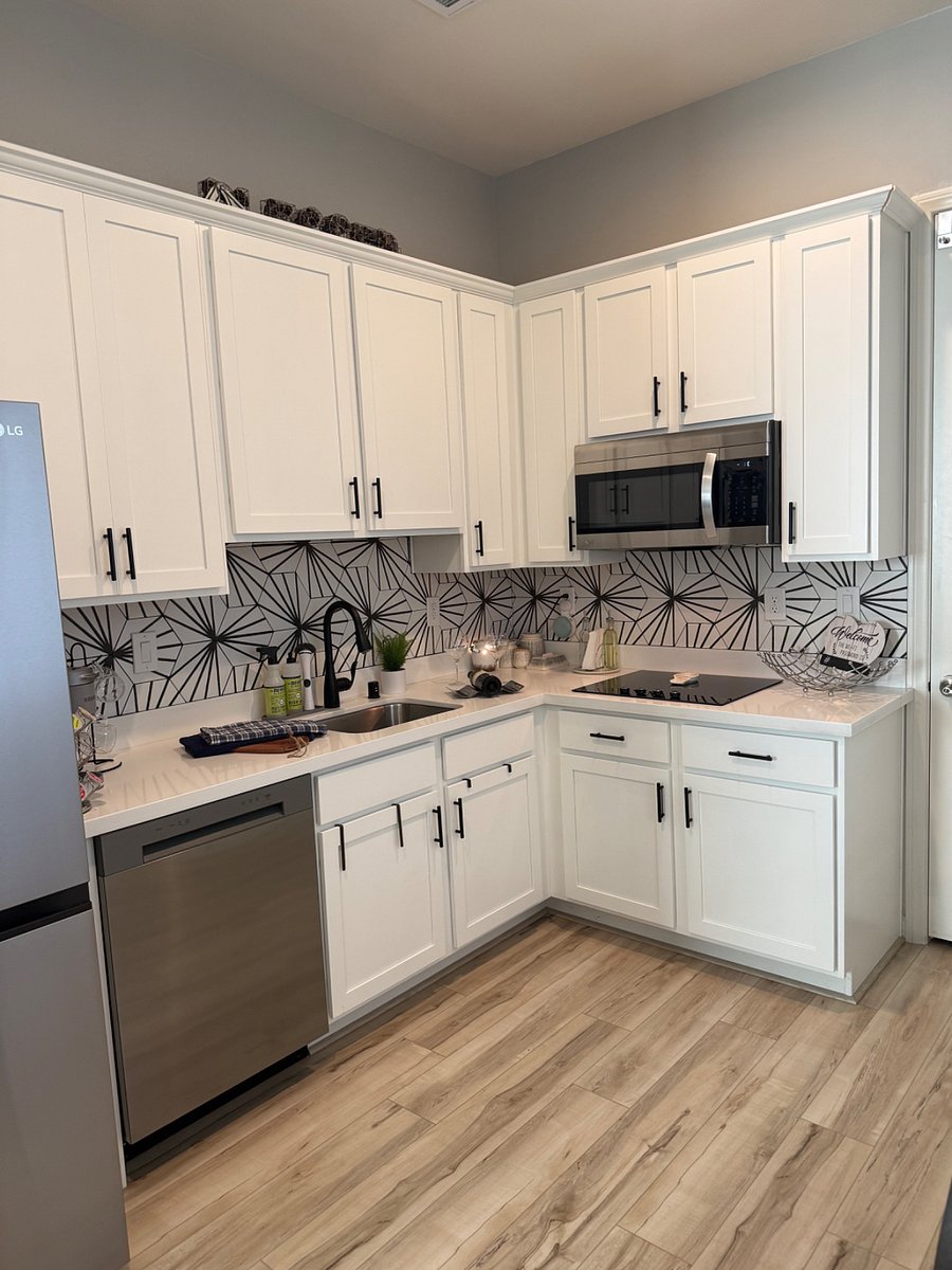 Furnished Finder property 1037641_1 photo 1