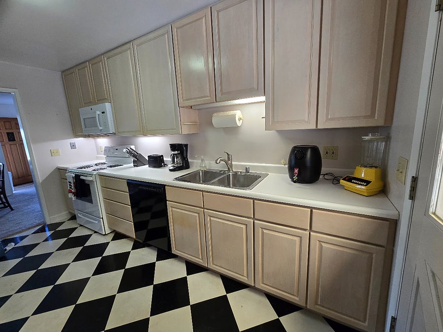 Furnished Finder property 1037650_1 photo 6