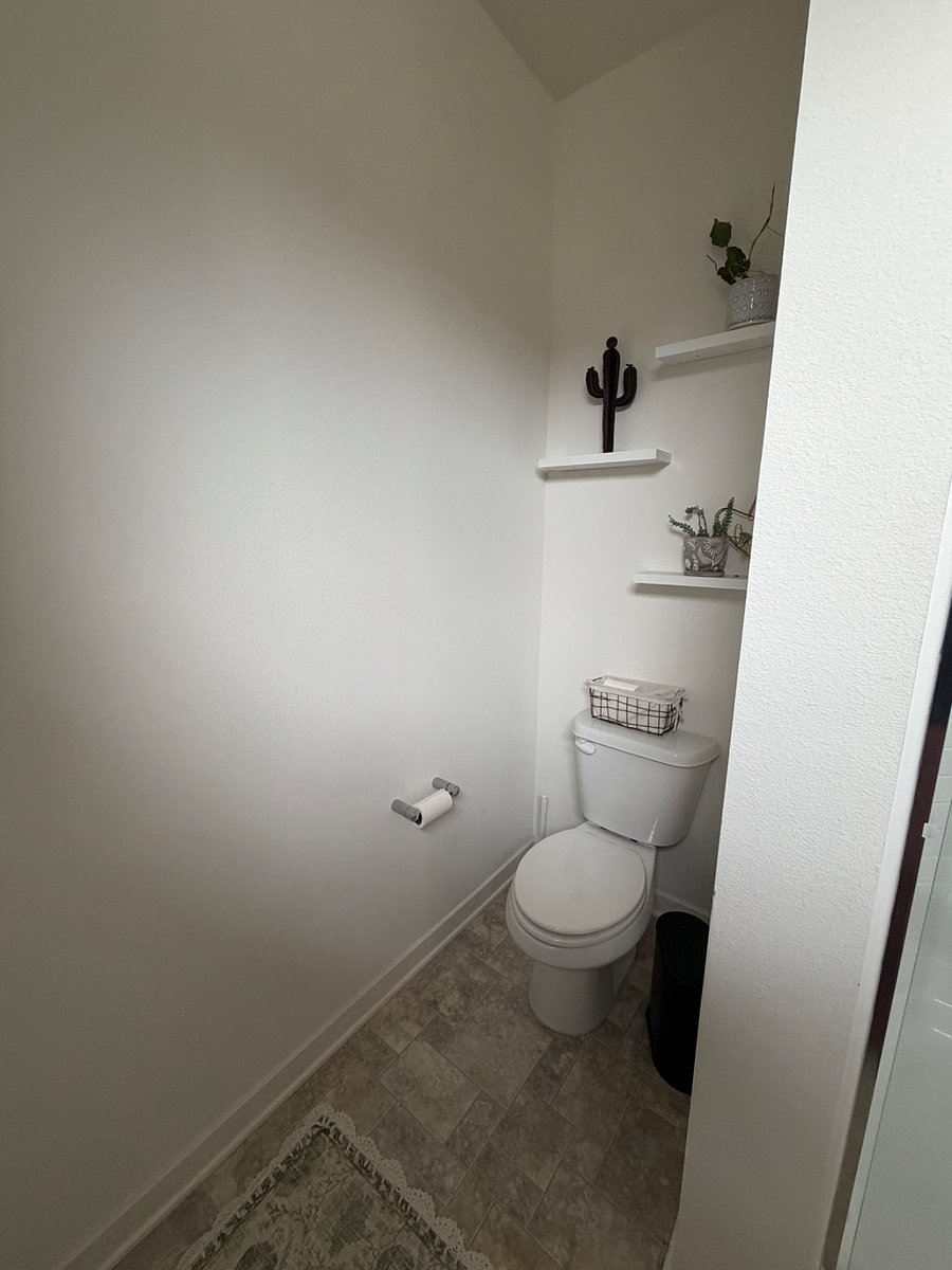 Furnished Finder property 1037651_1 photo 3