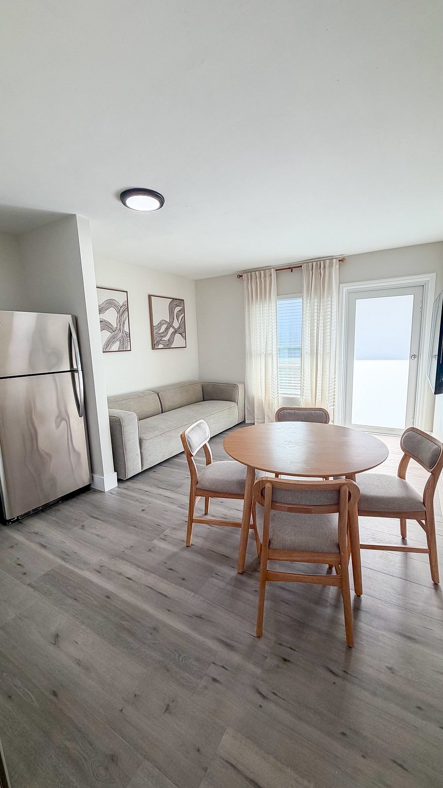 Furnished Finder property 1037667_1 photo 4