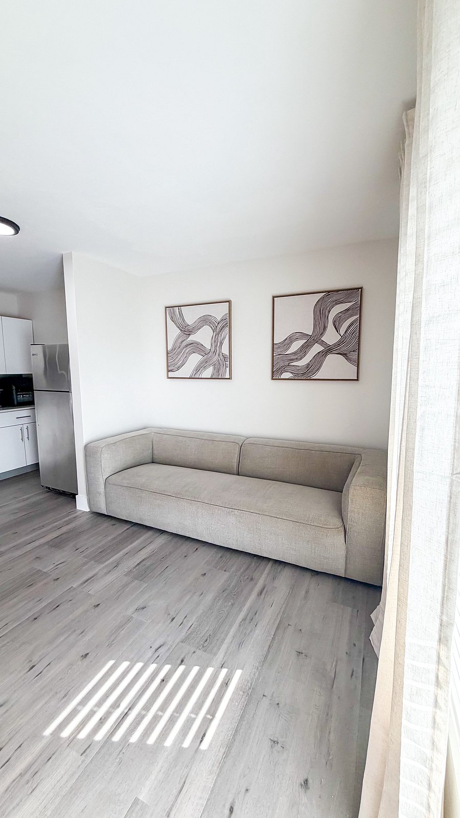 Furnished Finder property 1037667_1 photo 3