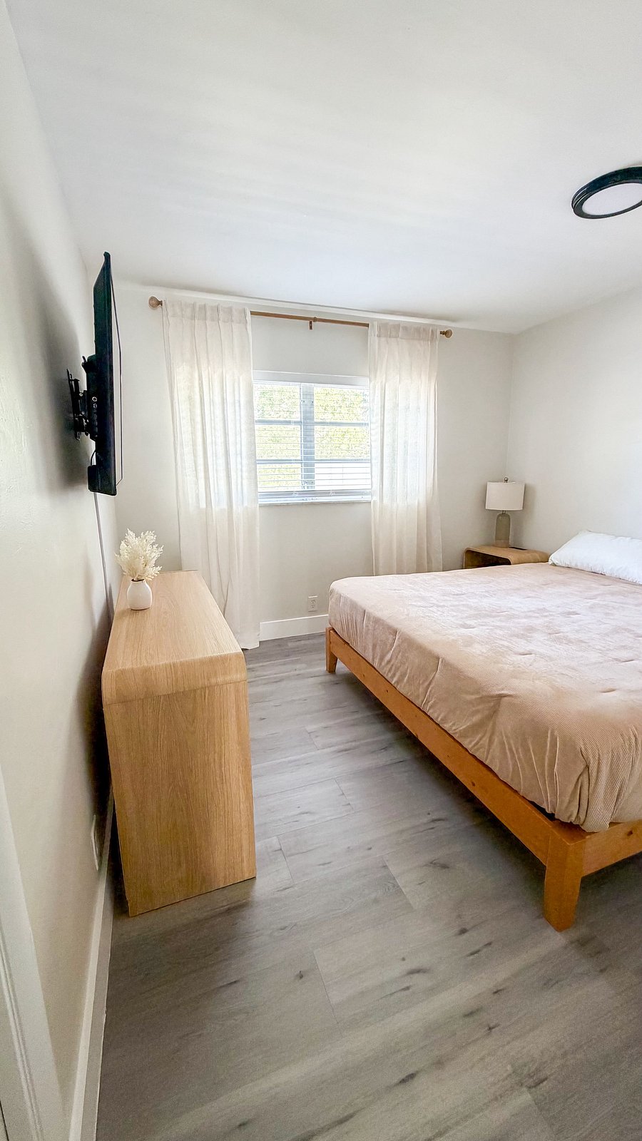 Furnished Finder property 1037667_1 photo 15