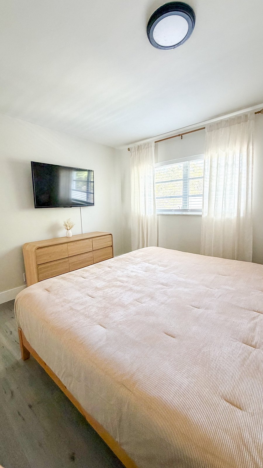 Furnished Finder property 1037667_1 photo 17