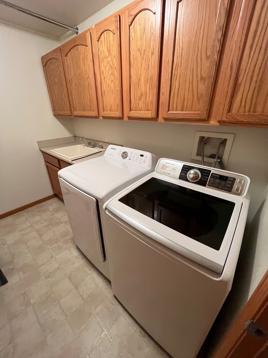 Furnished Finder property 1037687_1 photo 15