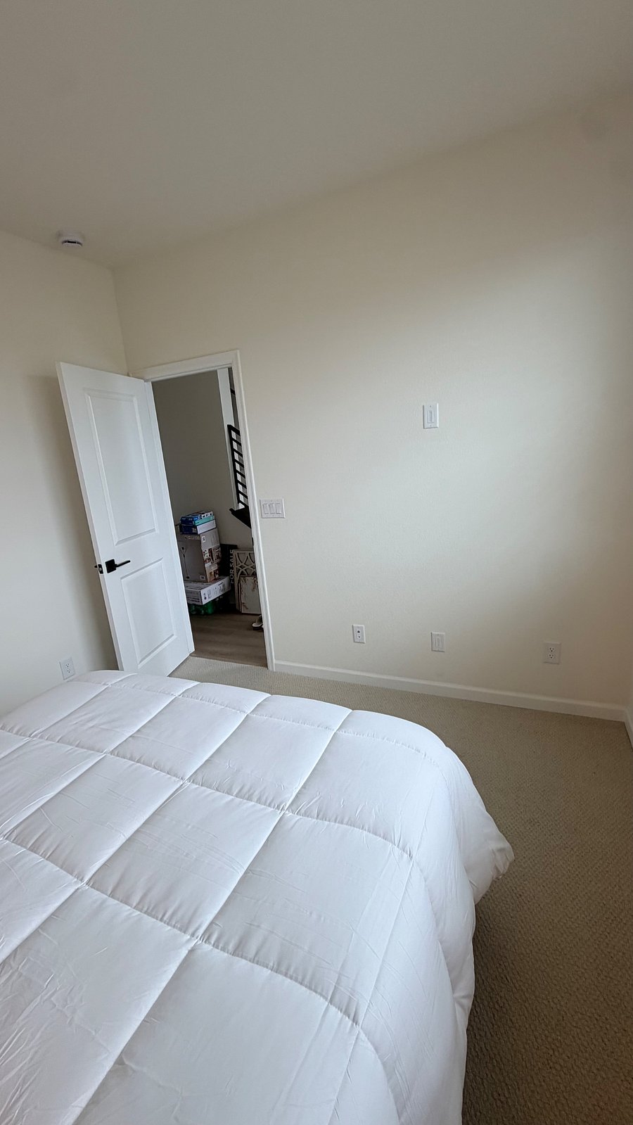 Furnished Finder property 1037722_1 photo 3