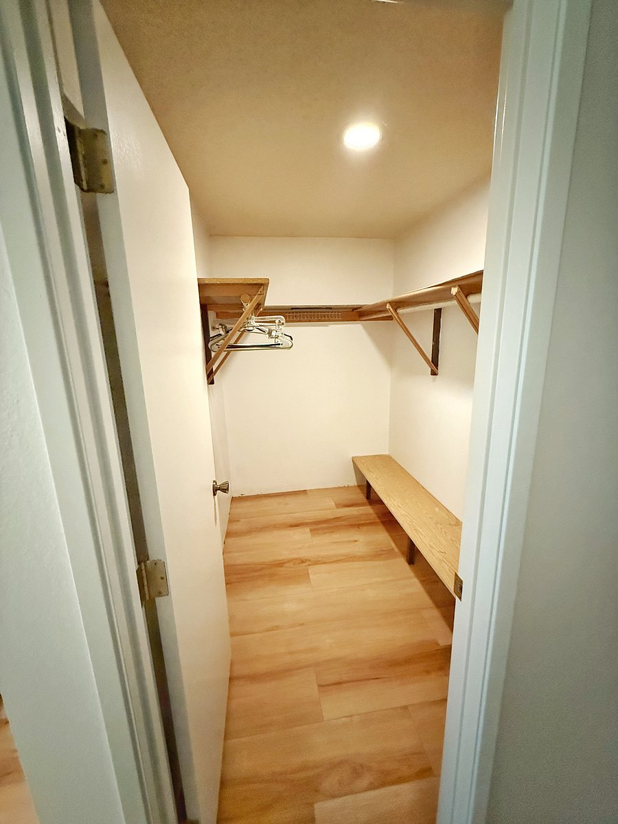 Furnished Finder property 1037730_1 photo 12
