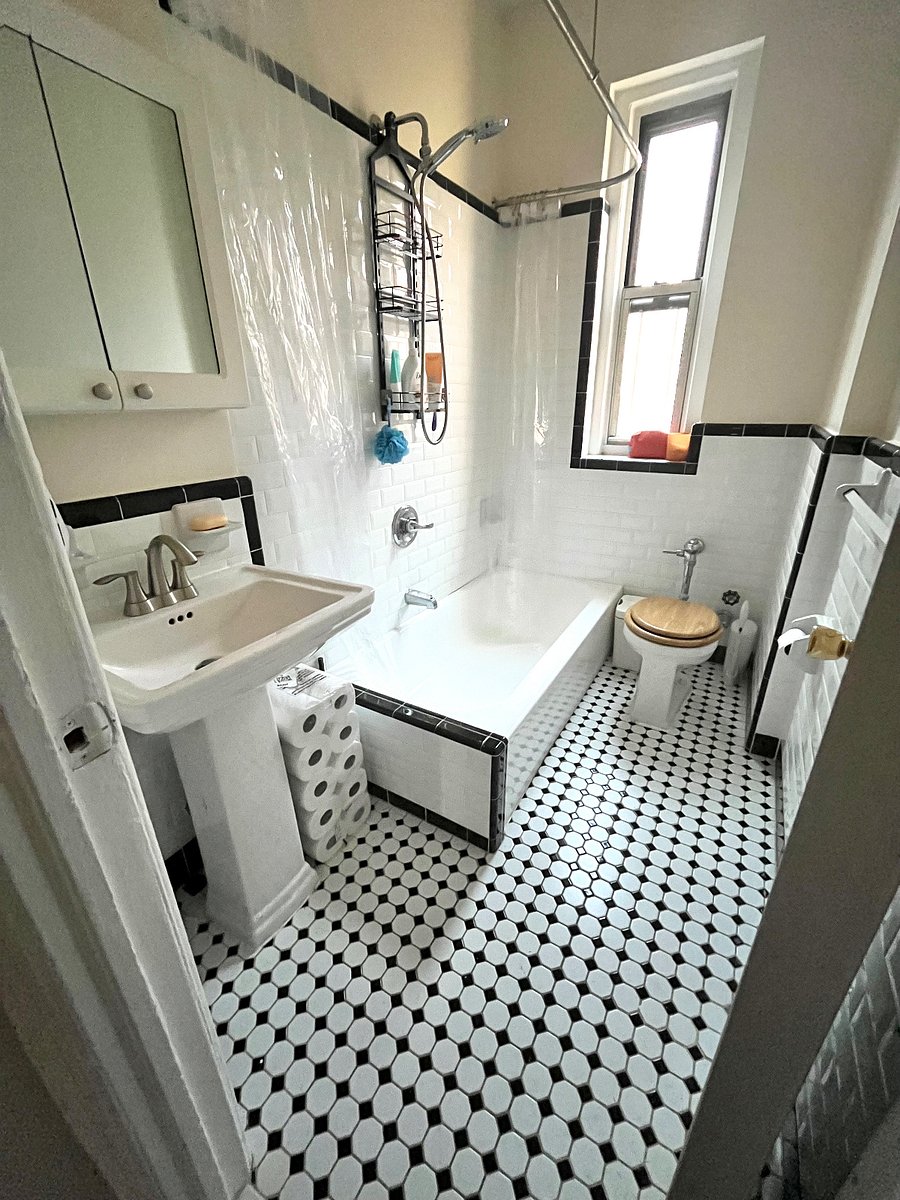 Furnished Finder property 1037731_1 photo 8
