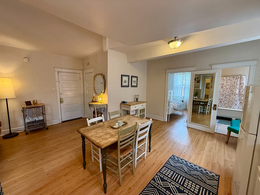 Furnished Finder property 1037761_1 photo 3