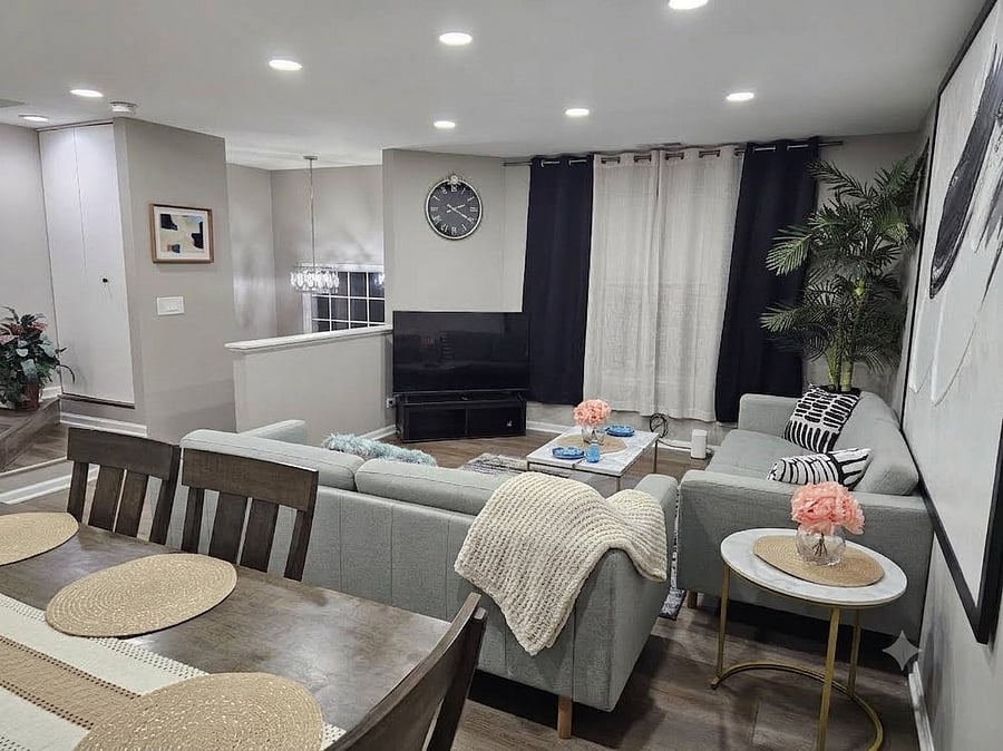 Furnished Finder property 1037770_1 photo 4