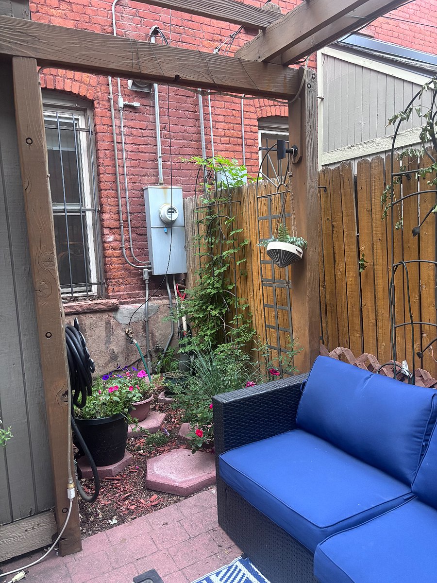Furnished Finder property 1037778_1 photo 11