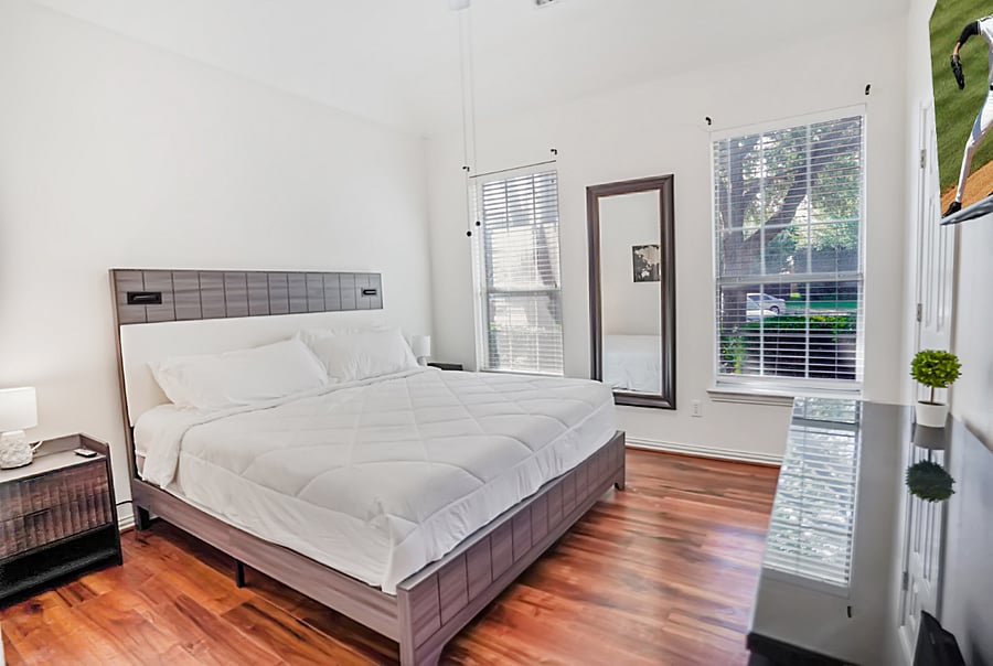 Furnished Finder property 1037782_1 photo 1
