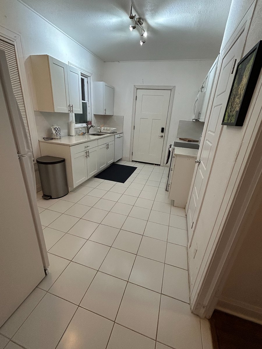 Furnished Finder property 1037785_1 photo 12