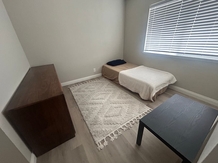 Furnished Finder property 1037820_1 photo 16