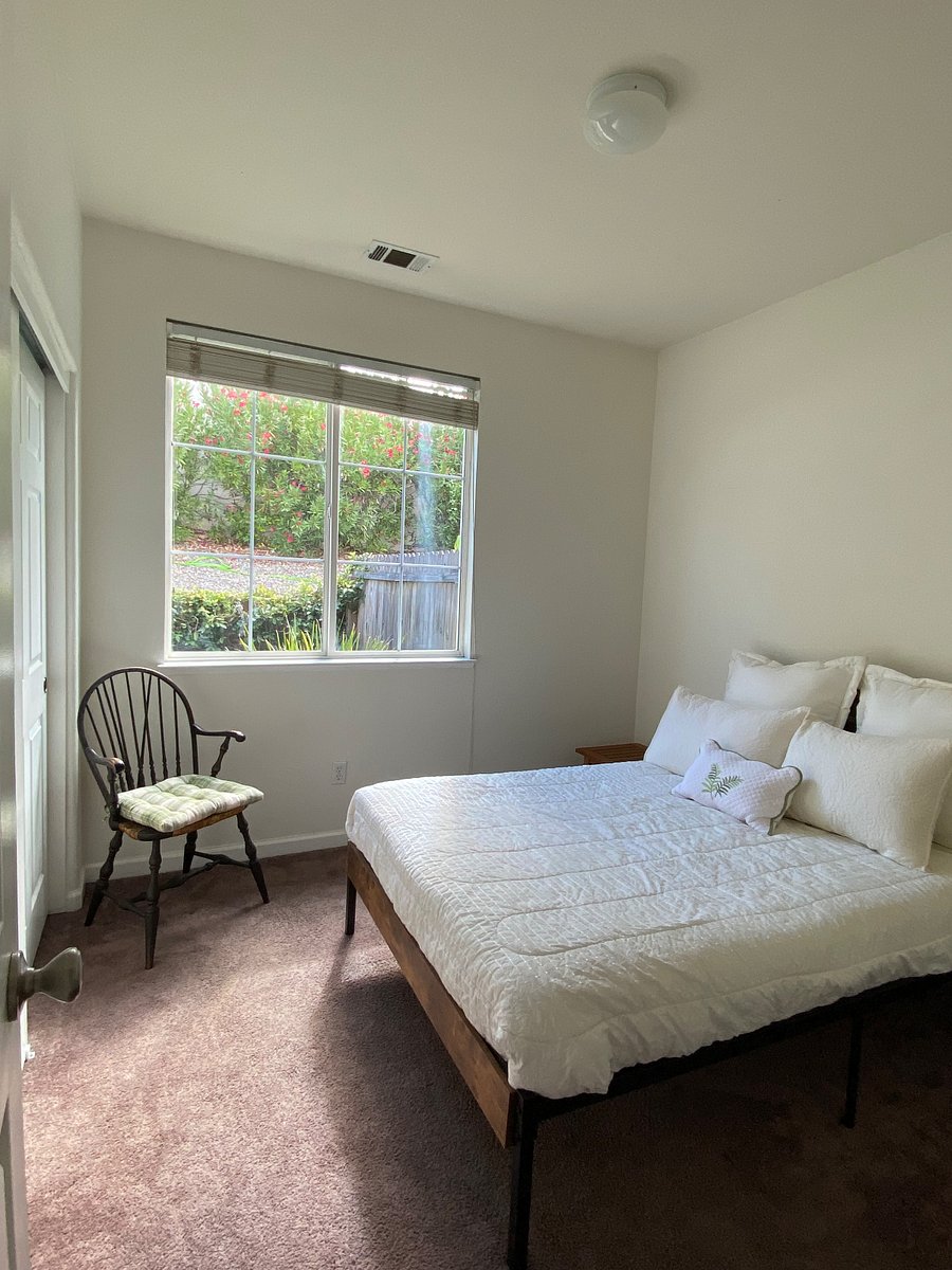 Furnished Finder property 1037823_1 photo 4
