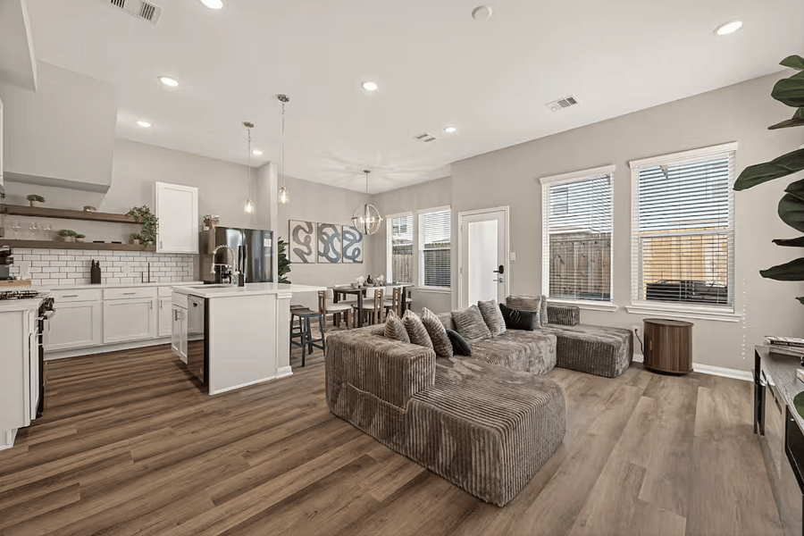 Furnished Finder property 1037827_1 photo 18