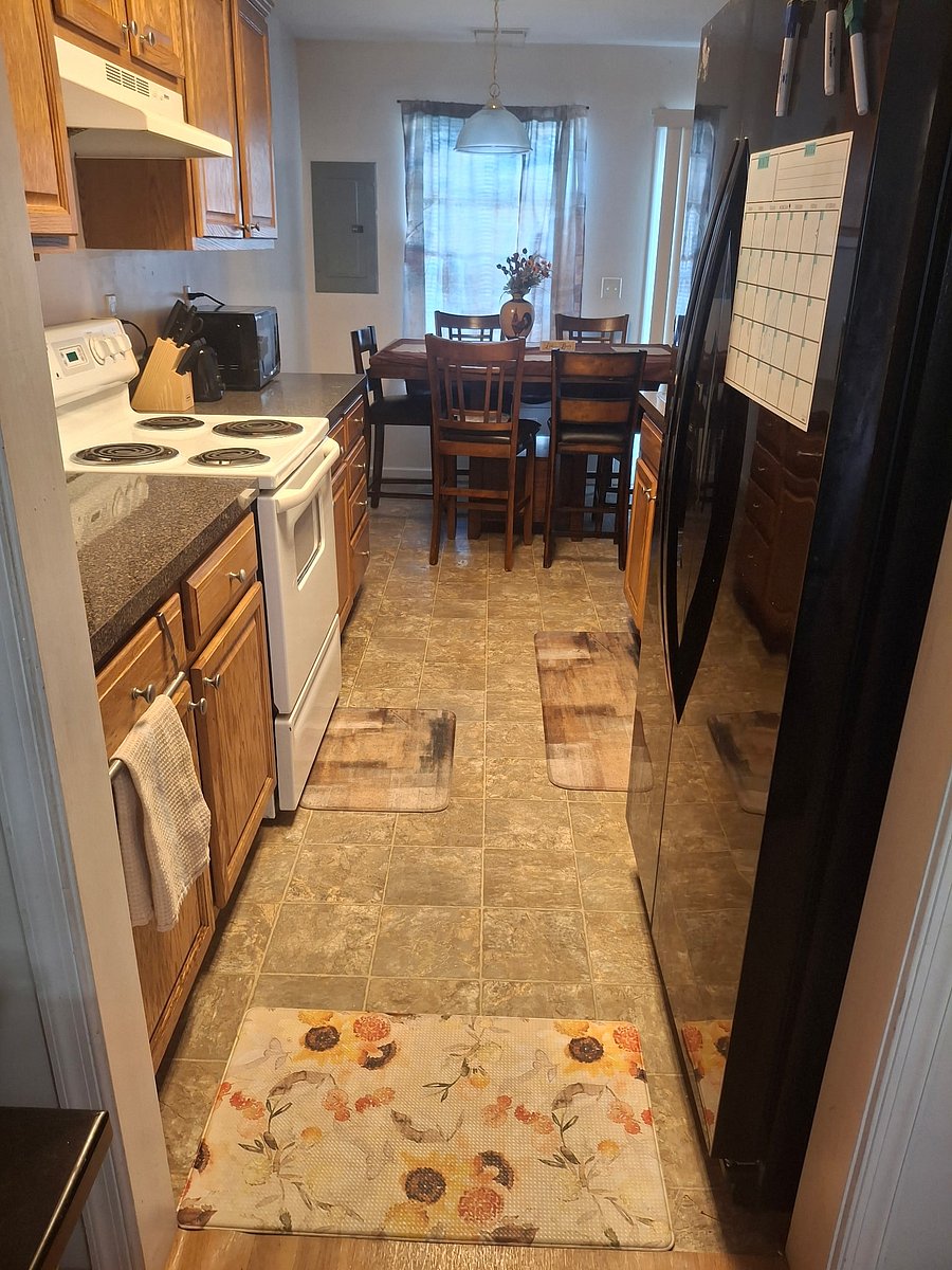 Furnished Finder property 1037831_1 photo 3