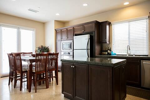 Furnished Finder property 1037837_1 photo 3